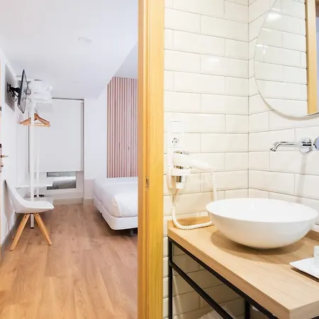 Arroka Gæstehus 4*
