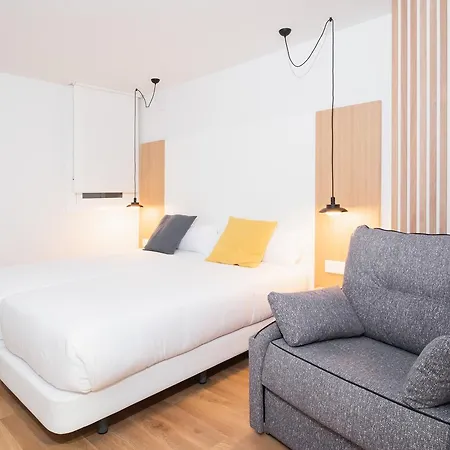 Arroka Guest house *